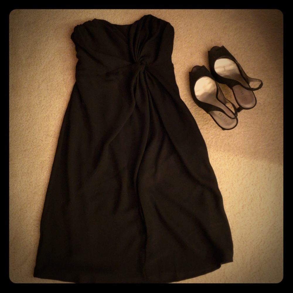 Black strapless dress